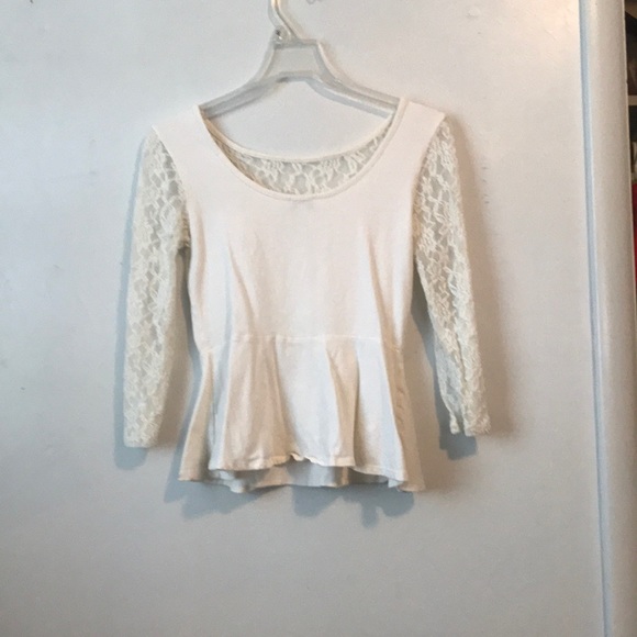 Ruffle Top - Picture 2 of 2